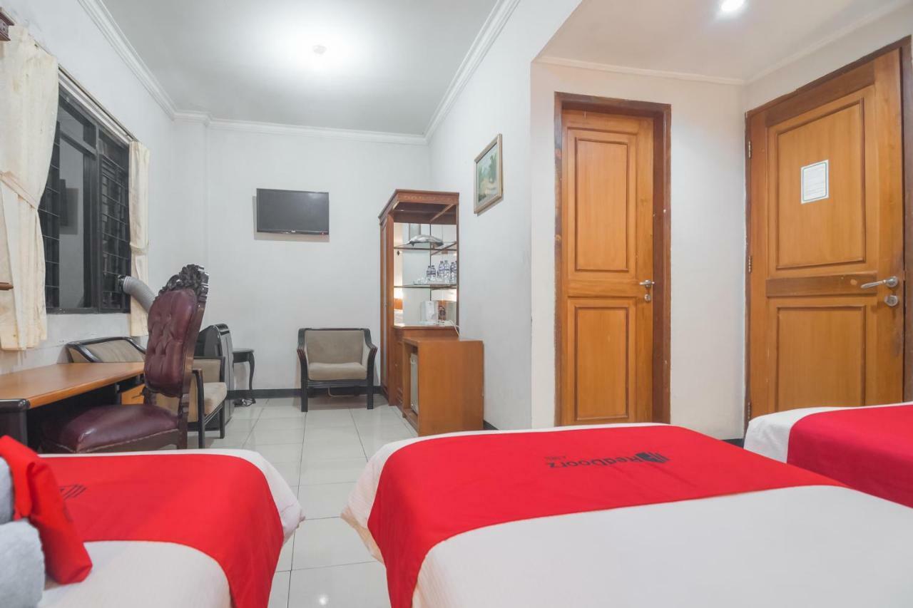 Reddoorz @ Cihampelas Bandung Luaran gambar